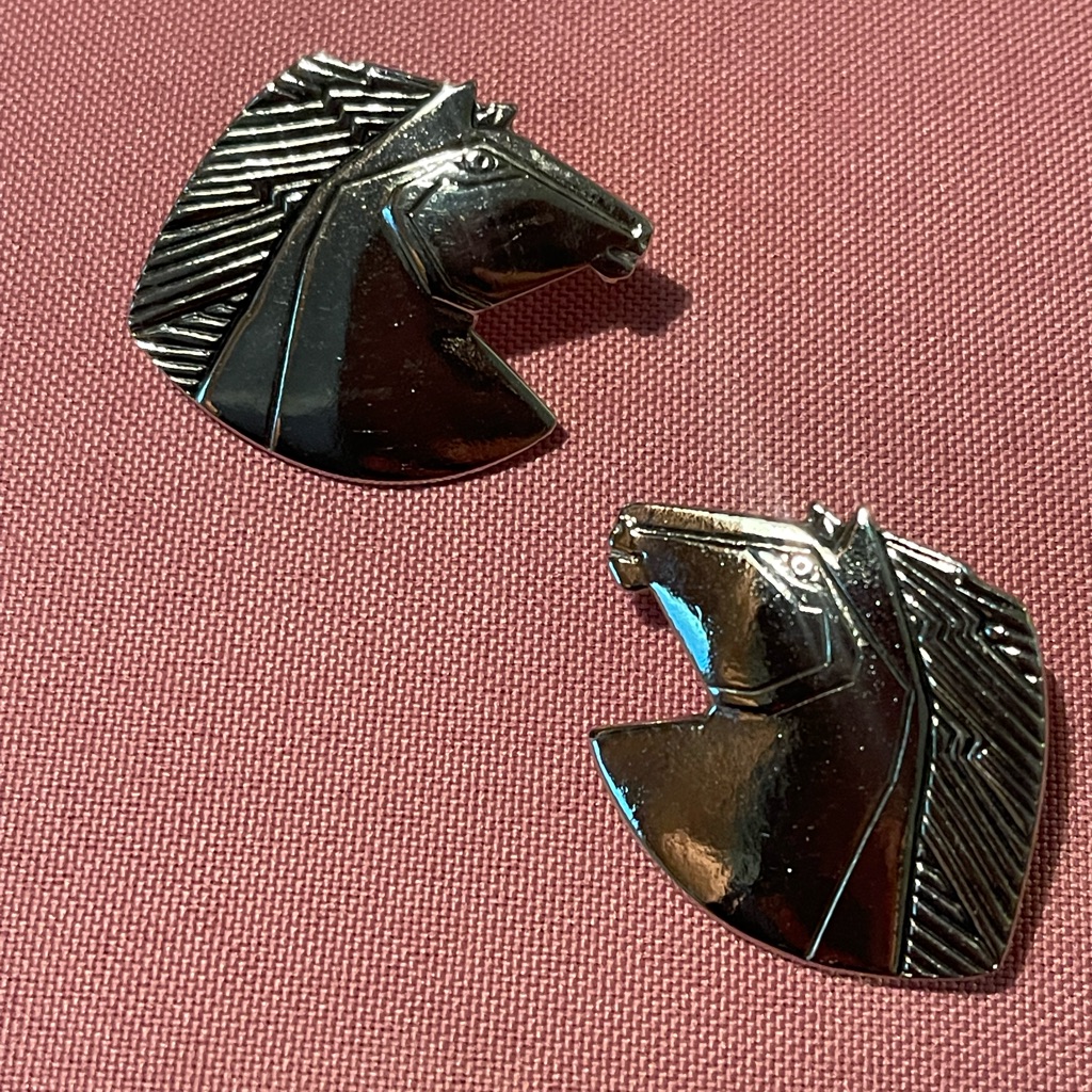 Vtg Stallion Earrings Silver Laurel Burch 15$